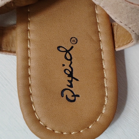 Qupid Gladiator Sandals - Picture 4 of 4